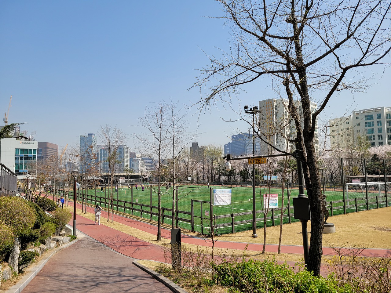 士气大振 士气大振